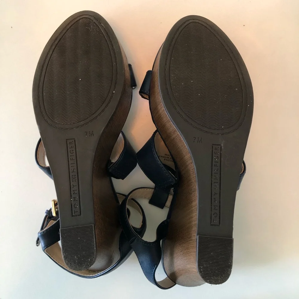Tommy Hilfiger Navy Blue Platform Wedge Sandals Womens 7 Ankle Strap Preppy